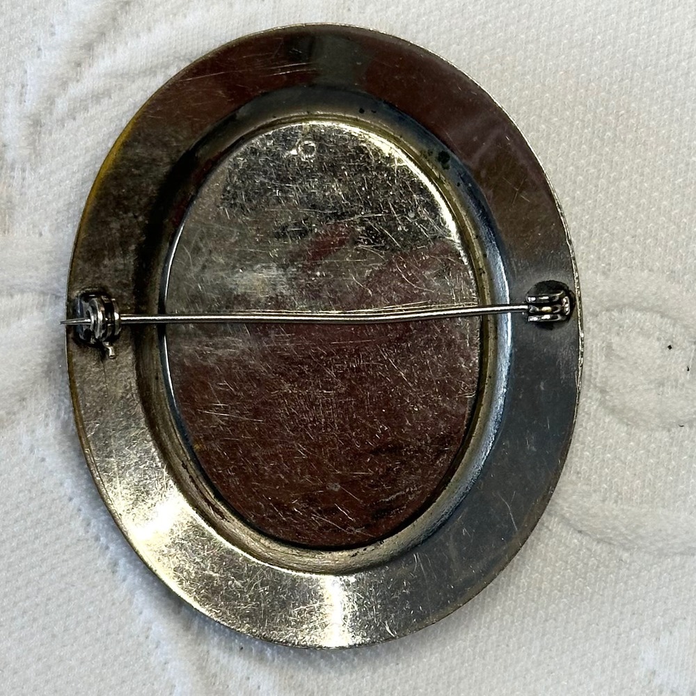 Vintage 80s Black Glass Cameo Brooch Silver Gold Tone Filigree Lady Portrait Pin - Picture 2 of 8